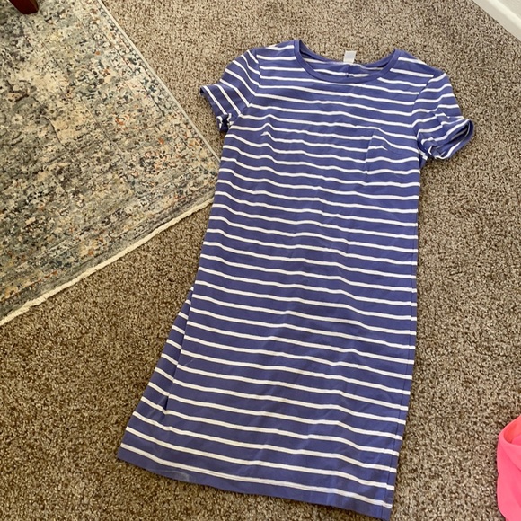 Old navy t shirt dress - Picture 1 of 2